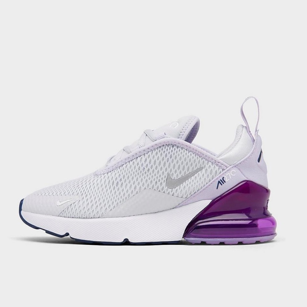 NIKE AIR MAX 270